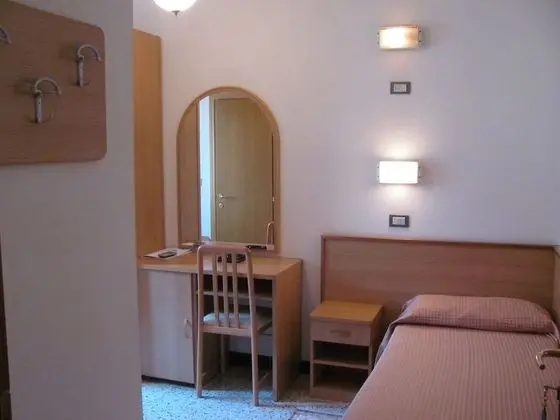 Basic Tek Kişilik Oda, Bahçe Manzaralı