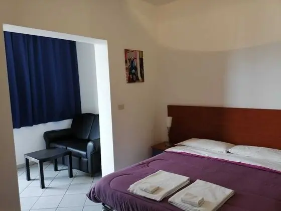 Tek Büyük Yataklı Oda, Balkon
