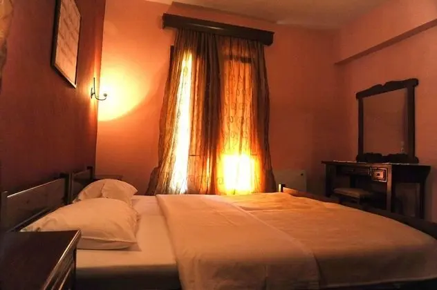 Deluxe Üç Kişilik Oda