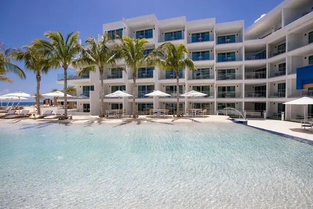 Queen Double Oceanview Guestroom