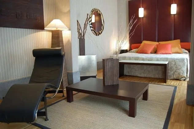 Luxury Tek Büyük Yataklı Oda
