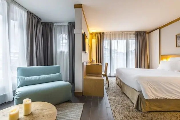 Luxury Tek Büyük veya İki Ayrı Yataklı Oda, Balkon
