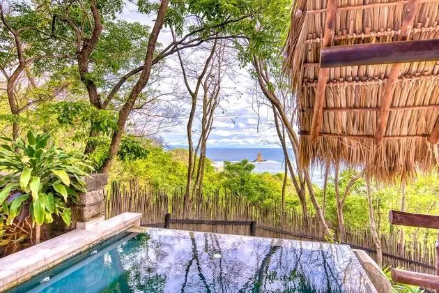Ocean View Bungalow with Plunge Pool