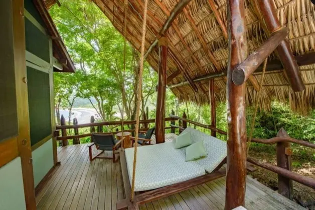 Ocean View Bungalow with Plunge Pool