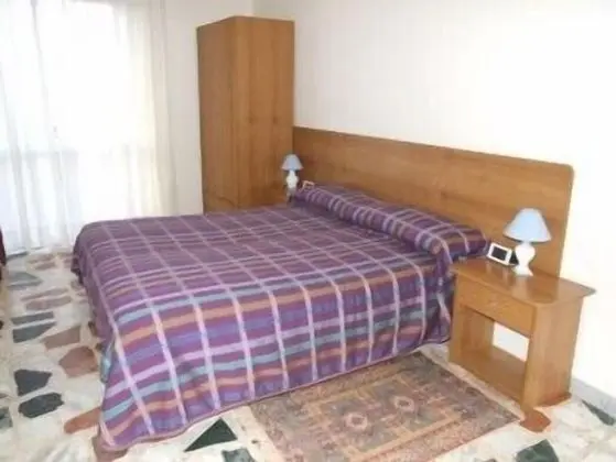 Tek Kişilik Oda, 1 Tek Kişilik Yatak