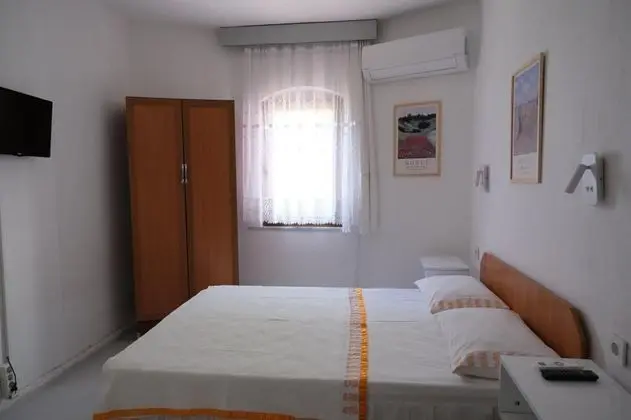 Standart Oda, Avlu Manzaralı