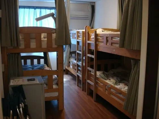 Ortak Ranzalı Oda (Bunk Bed, Men Only)