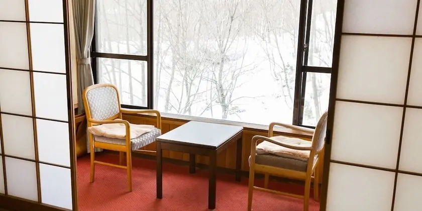 Basic Oda, Sigara İçilebilir (Japanese Style, 5 People, Wi-fi)