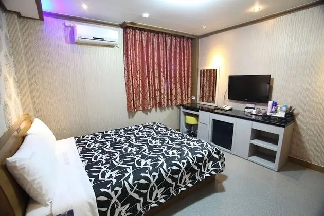 Superior Tek Büyük Yataklı Oda