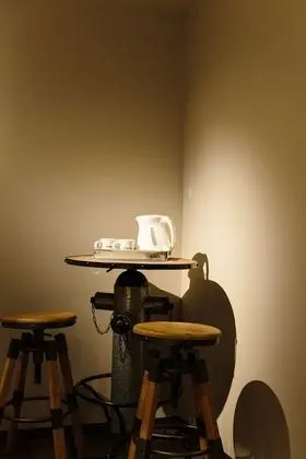 Dört Kişilik Oda, Sigara İçilmez (2020)
