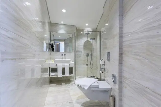 Standart Oda, Şehir Manzaralı