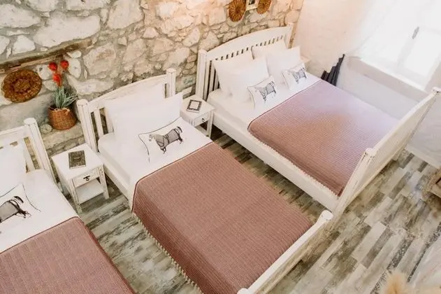 Deluxe Üç Kişilik Oda , Şehir Manzaralı, 1. Kat