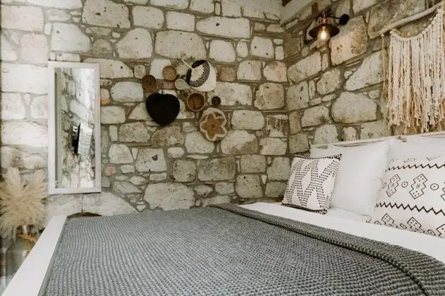 Superior Oda - Çift Kişilik Tek Yatak, Avlu Manzaralı, Balkonsuz