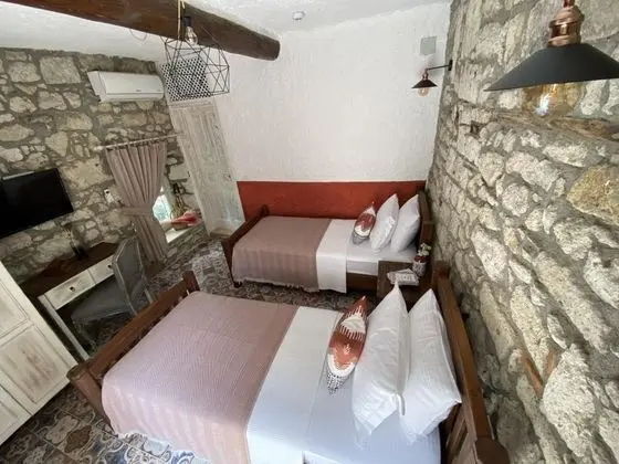 Superior Oda - Çift Kişilik Tek Yatak, Avlu Manzaralı, Balkonsuz