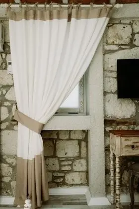 Superior Oda - Çift Kişilik Tek Yatak, Avlu Manzaralı, Balkonsuz