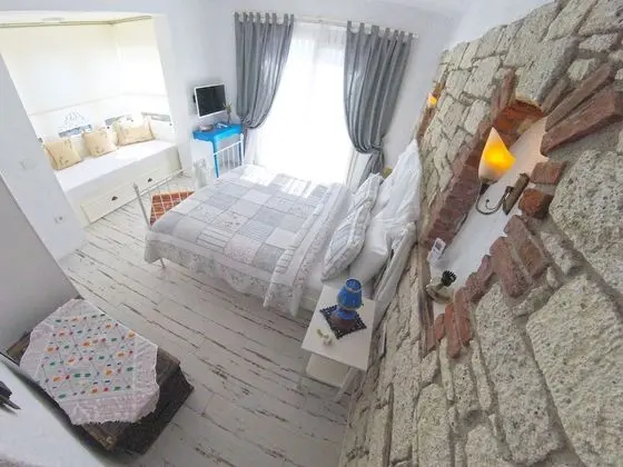 Deluxe Üç Kişilik Oda, Havuz Manzaralı (Bay View)