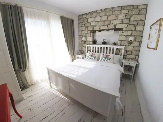 Standard Tek Büyük Yataklı Oda, Bahçe Manzaralı