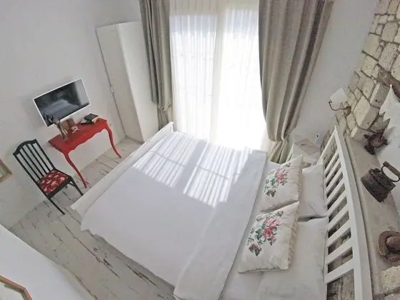 Standard Tek Büyük Yataklı Oda, Bahçe Manzaralı