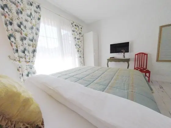Çift Kişilik, Bahçe Manzaralı, Balkonlu