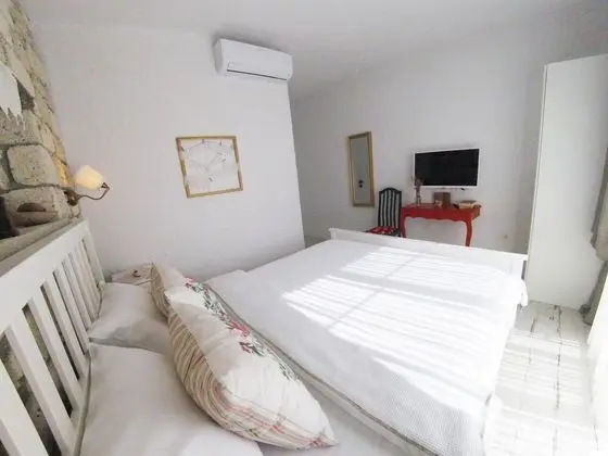 Çift Kişilik, Bahçe Manzaralı, Balkonlu