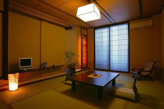 Traditional Oda (JapaneseWestern  OpenAirBath Yamabiko)