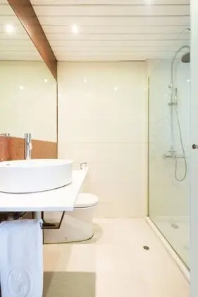 Tek Büyük Yataklı Oda, Balkon