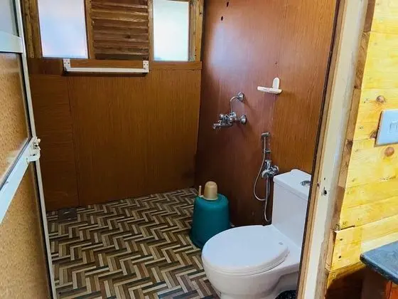 Kır Evi, Bahçe Manzaralı (Beach Wooden A/c Cottage)