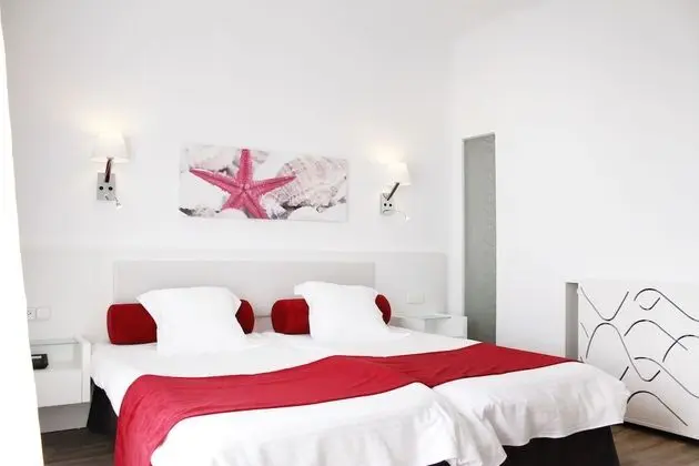 Superior Tek Büyük Yataklı Oda (Occupancy 3)
