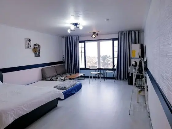 Standard Tek Büyük Yataklı Oda (15PY )