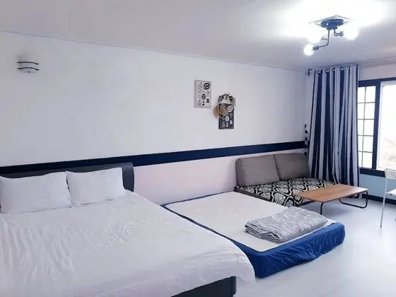 Standard Tek Büyük Yataklı Oda (15PY )