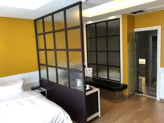 Deluxe Tek Büyük Yataklı Oda (No Breakfast on Every Monday)