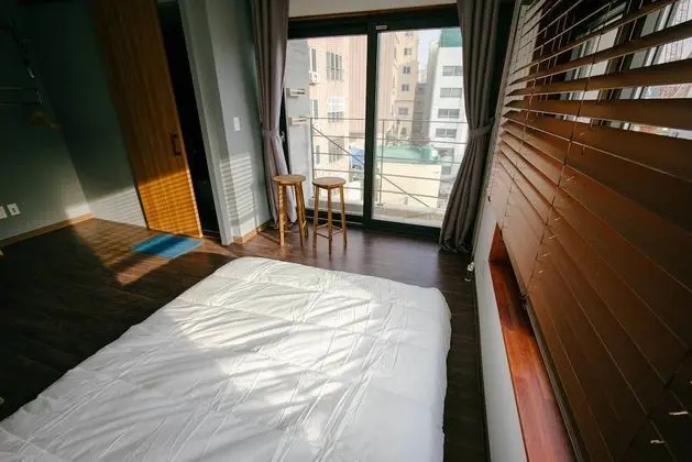 Tek Büyük Yataklı Oda, Balkon