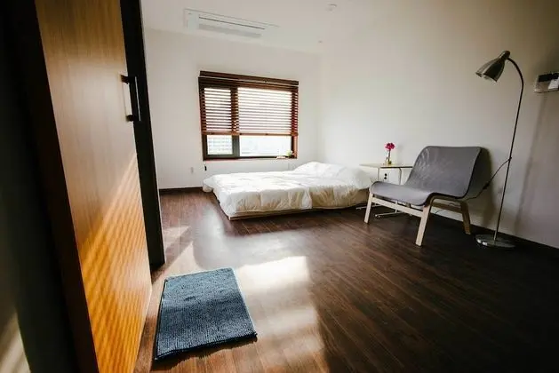 Tek Büyük Yataklı Oda, Balkon