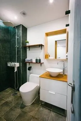 Tek Büyük Yataklı Oda, Balkon