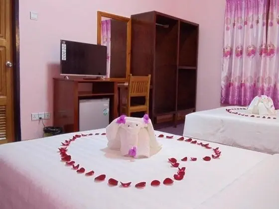 Deluxe Tek Büyük veya İki Ayrı Yataklı Oda
