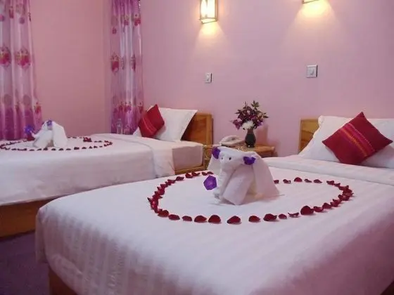 Deluxe Tek Büyük veya İki Ayrı Yataklı Oda