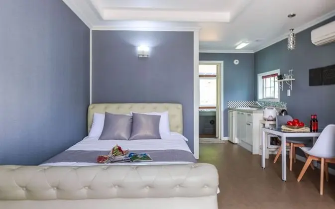 Dew Morning (Waterslide/Spa)