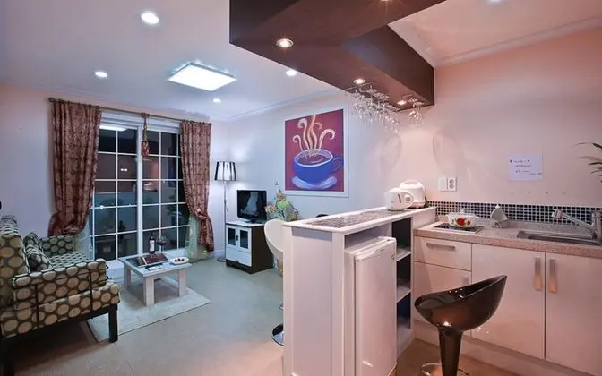 Glow Morning (Waterslide/Spa)