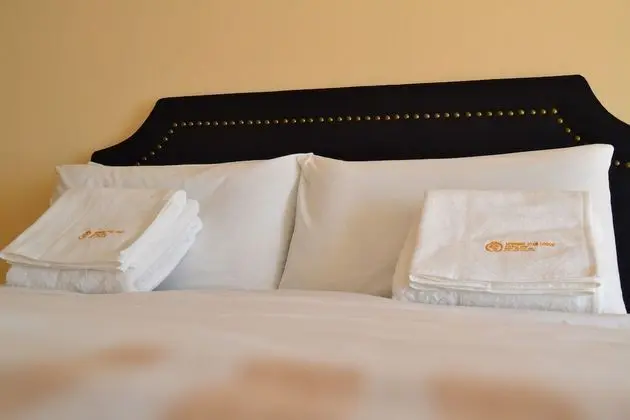 Classic Tek Büyük Yataklı Oda