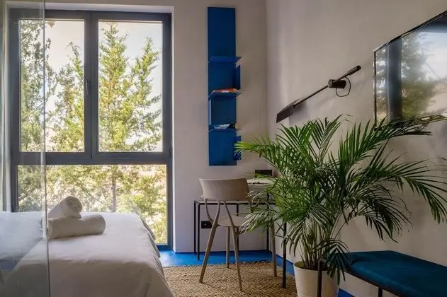 Oda, 1 Büyük (Queen) Boy Yatak