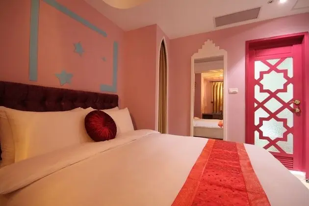 Design Tek Büyük Yataklı Oda, 1 Çift Kişilik Yatak, Küvet