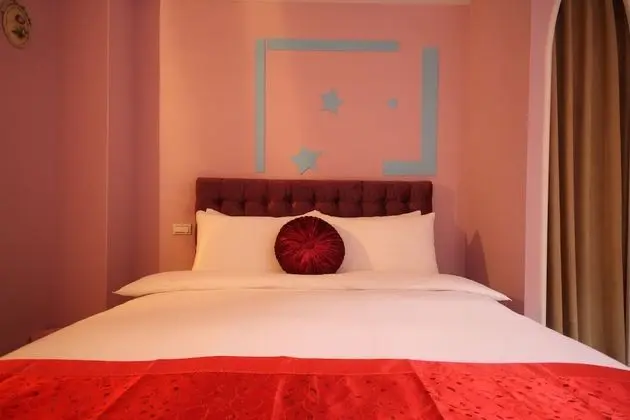 Design Tek Büyük Yataklı Oda, 1 Çift Kişilik Yatak, Küvet