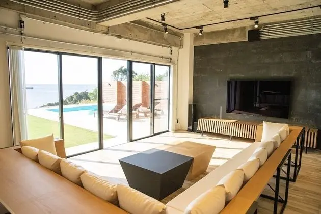 Ev, Sigara İçilmez (Private Vacation Home)