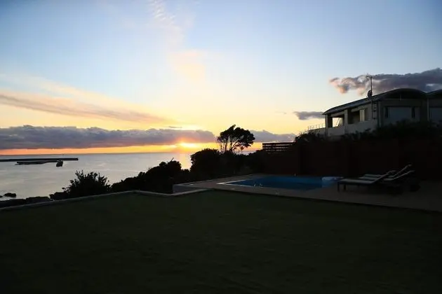 Ev, Sigara İçilmez (Private Vacation Home)