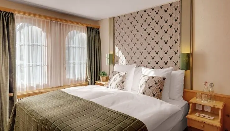 Standard Tek Büyük Yataklı Oda