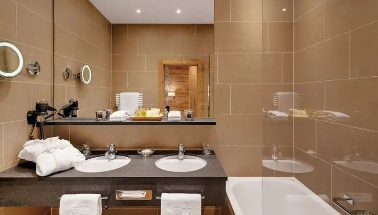 Junior Süit (Promenade)