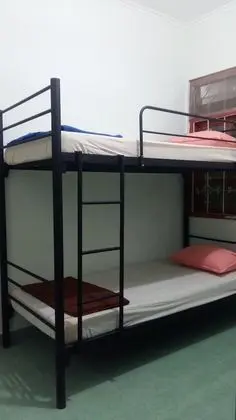 Ortak Ranzalı Oda, Karma Ranzalı Oda (Fan)