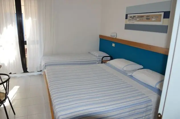 Standard Üç Kişilik Oda