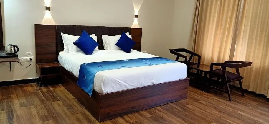 Premium King Room