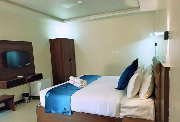 Premium King Room